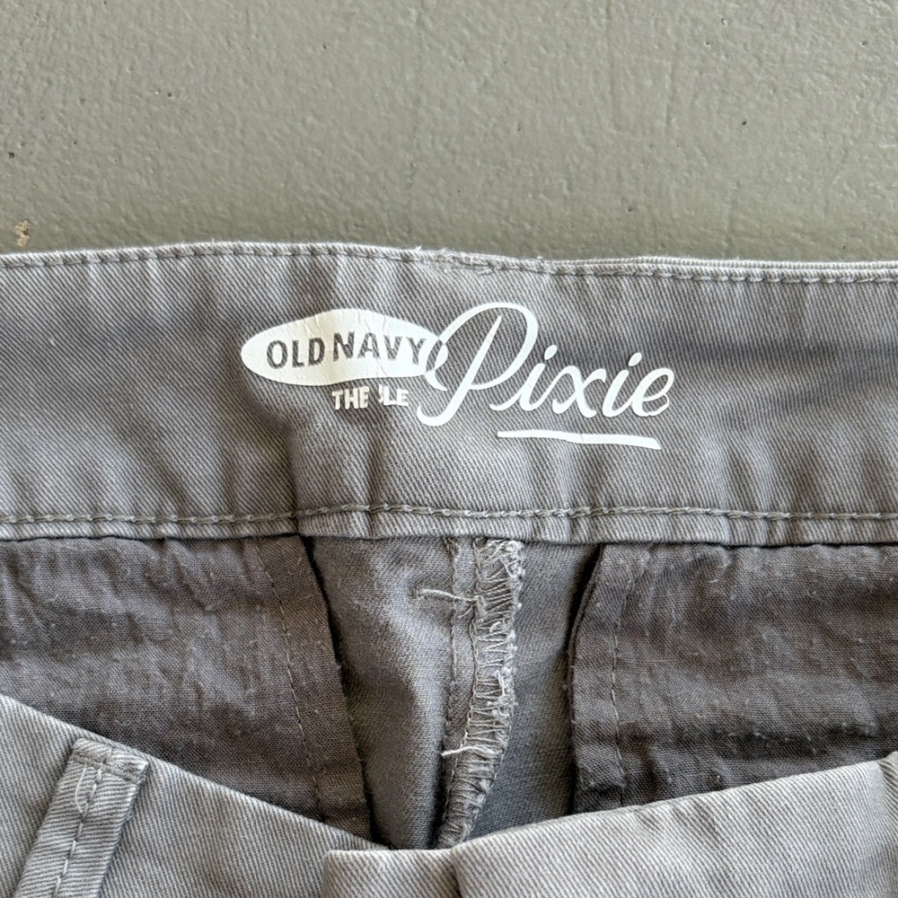 Old Navy Le Pixie Shorts Bundle in Navy Blue and Gray Size 2 - Picture 2 of 9
